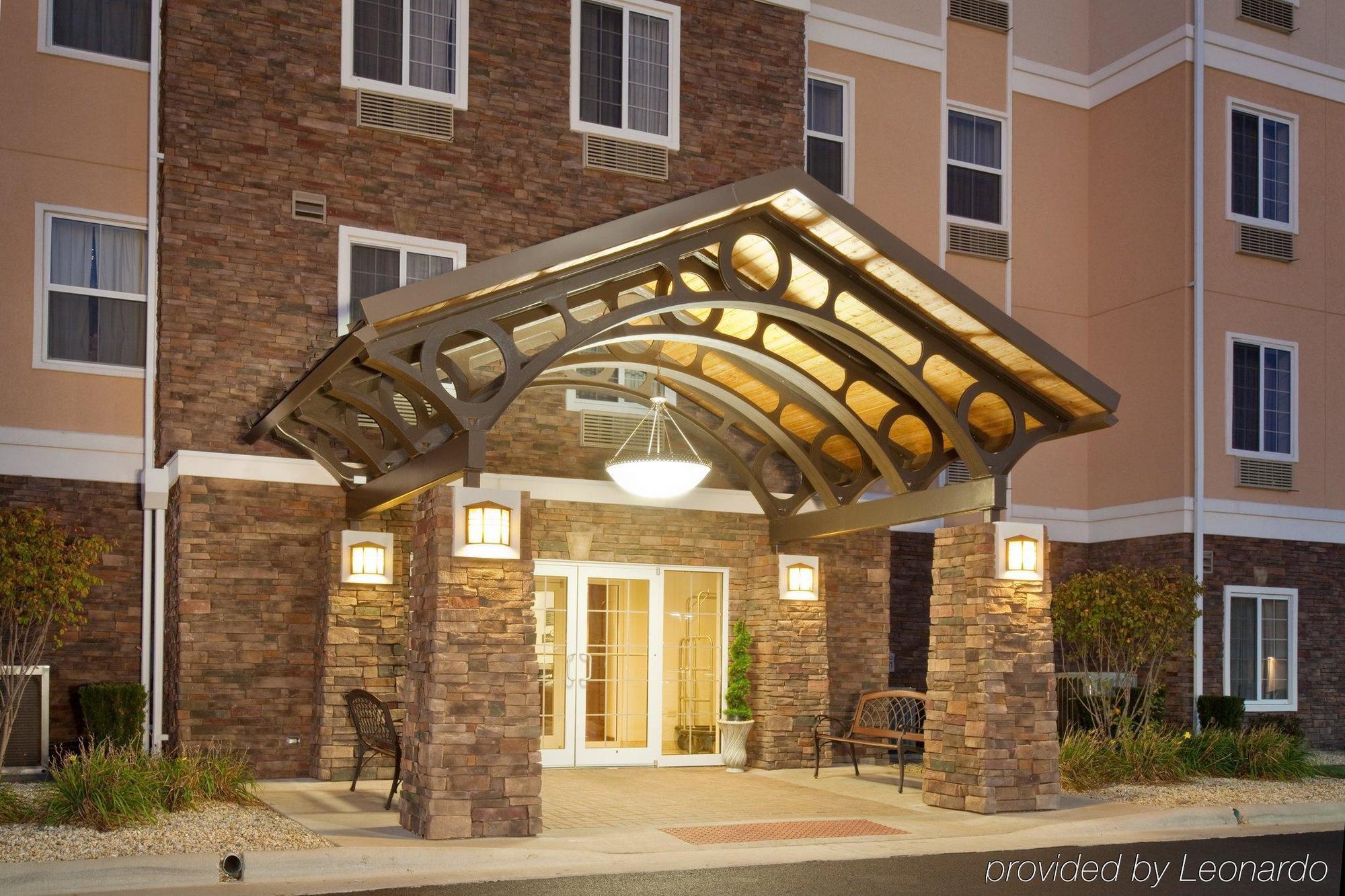 Staybridge Suites Rockford By Ihg Exterior foto
